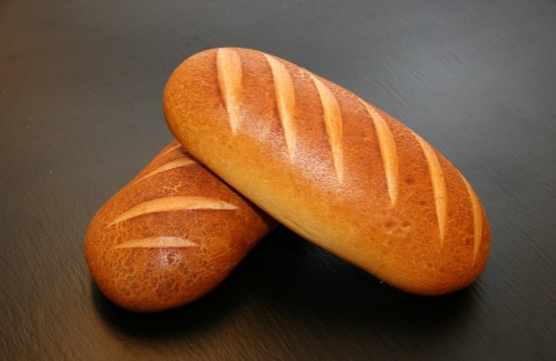 Emulsifiers in breads